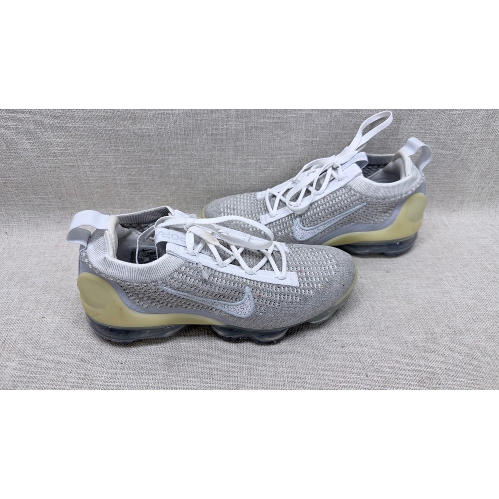 Nike Air VaporMax 2021‎ FK Pure Platinum White DC4112-100 Womens Size 6.5